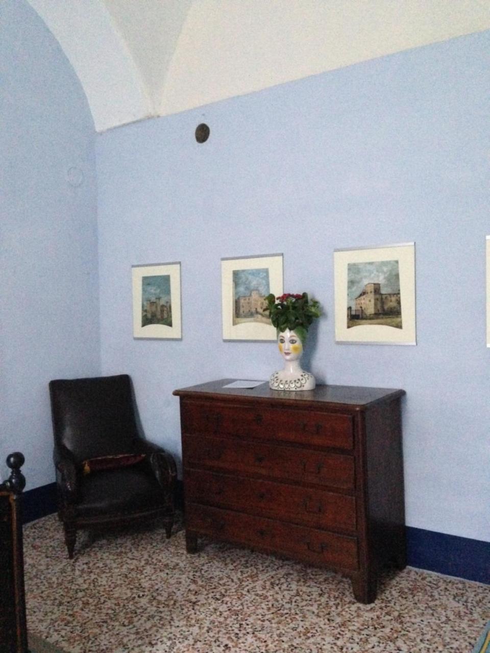 Castello Sannazzaro B&B Giarole Екстериор снимка